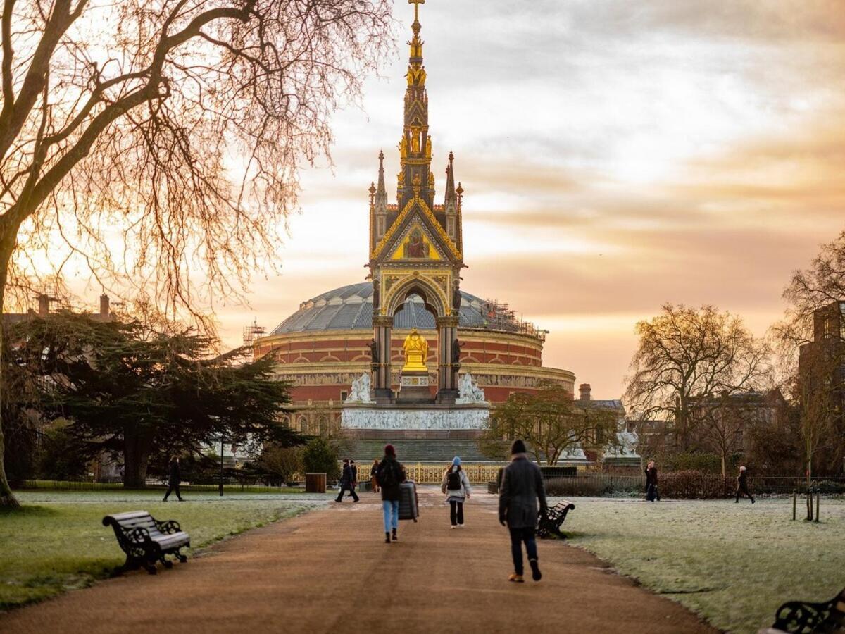 1-bed Apartment, Close To Kensington Olympia With Free Wi-fi & Netflix *