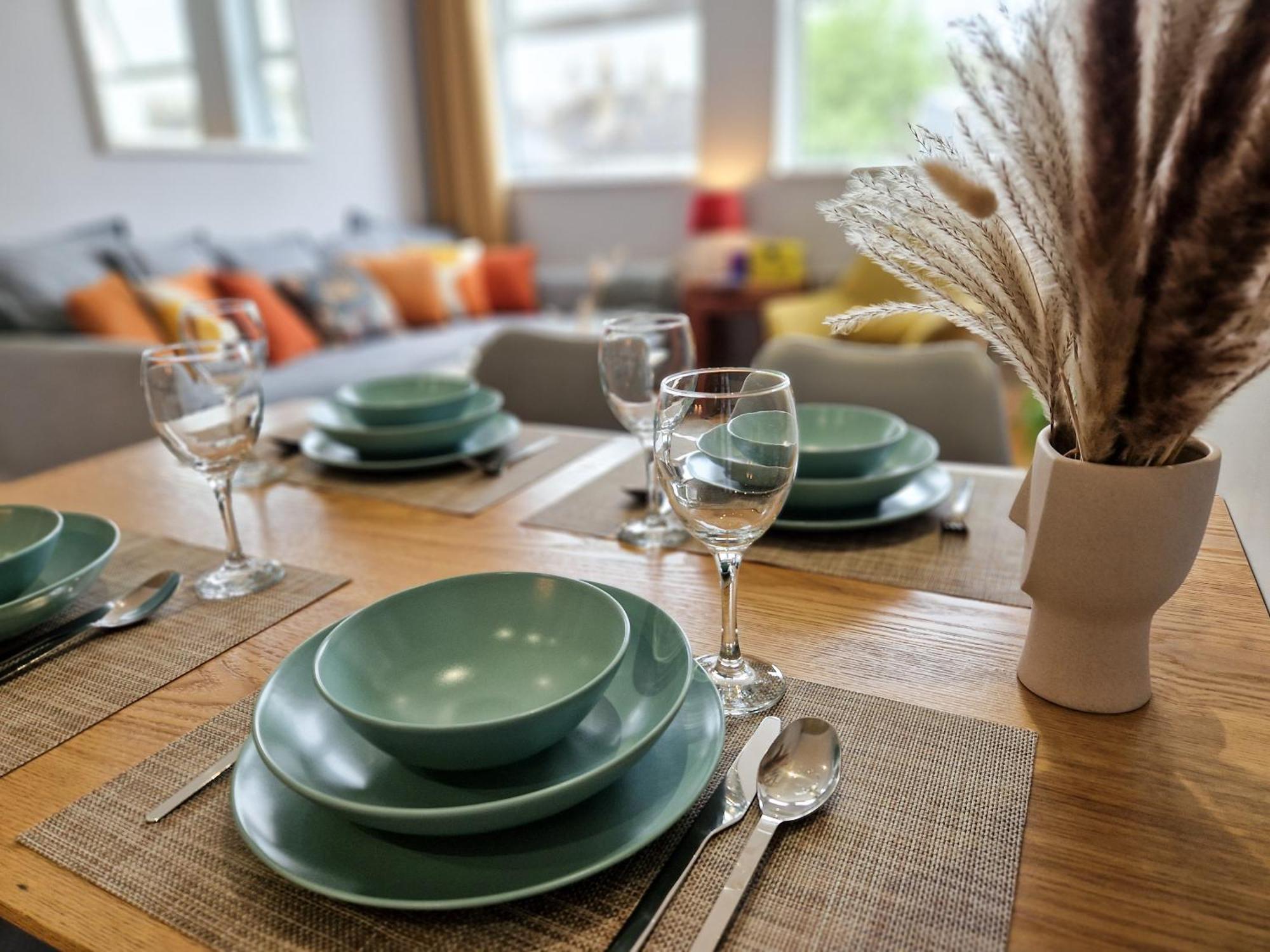 1-bed Apartment, Close To Kensington Olympia With Free Wi-fi & Netflix * London