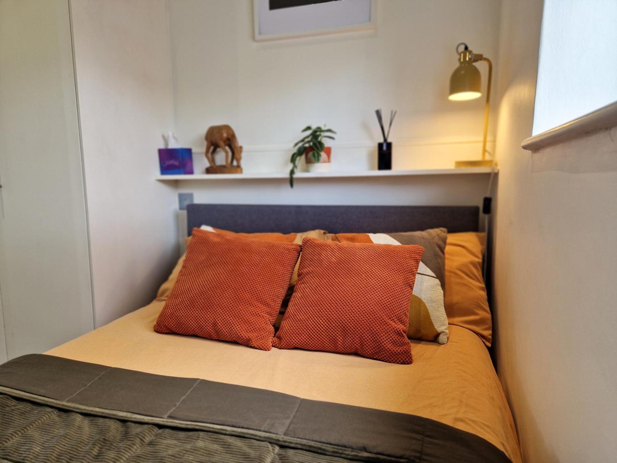 1-bed Apartment, Close To Kensington Olympia With Free Wi-fi & Netflix Apartment