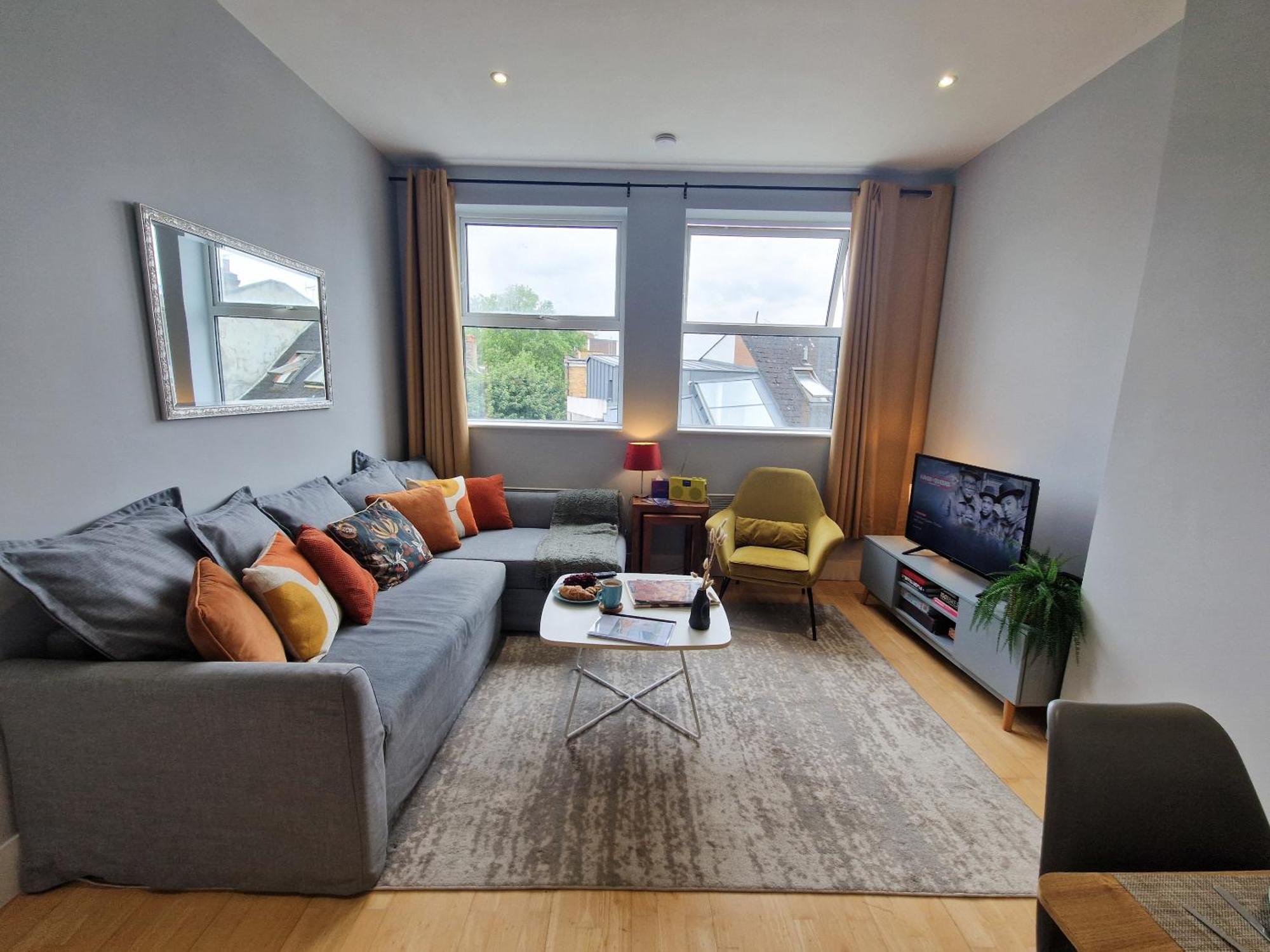 1-bed Apartment, Close To Kensington Olympia With Free Wi-fi & Netflix Apartment