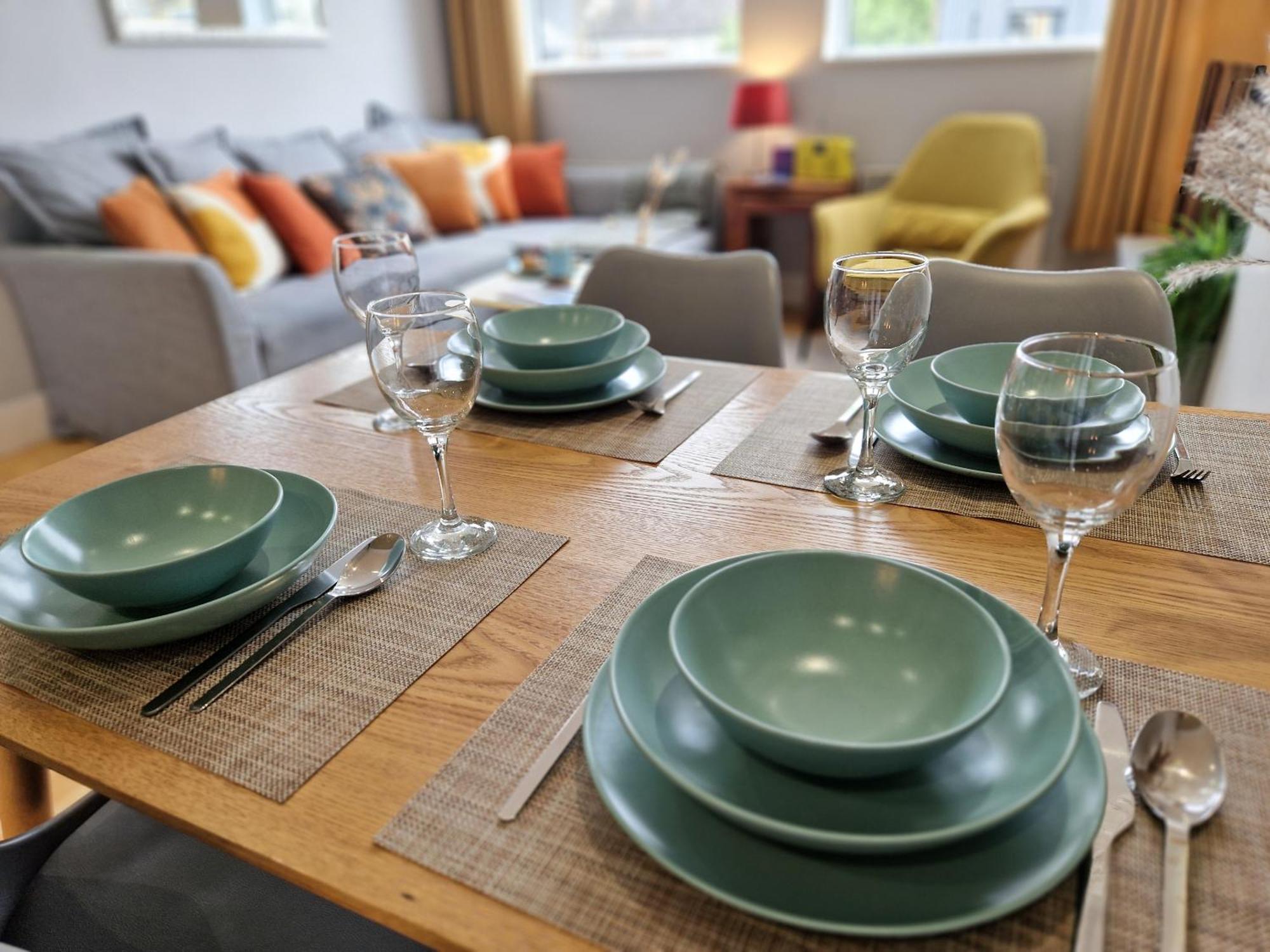 Apartment 1-bed Apartment, Close To Kensington Olympia With Free Wi-fi & Netflix London